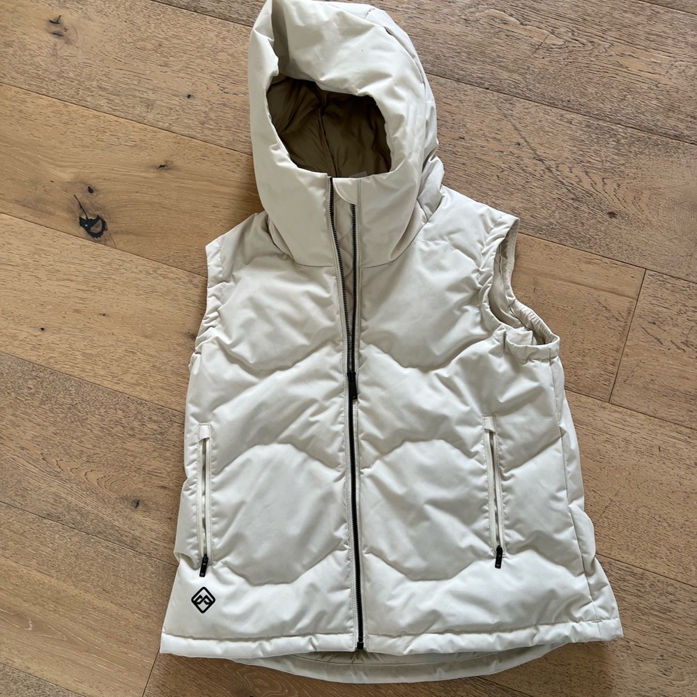 Kathmandu Frisco Hooded Down Vest - Natural